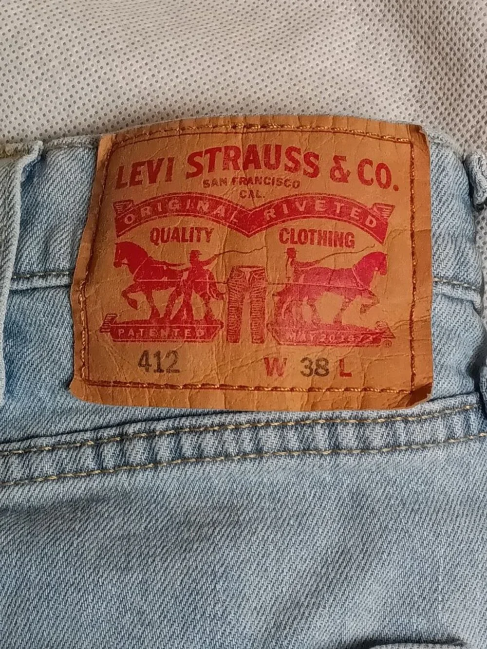 Levi's 412 Men's Denim Shorts Size 38 Light Wash Cotton Blend 9